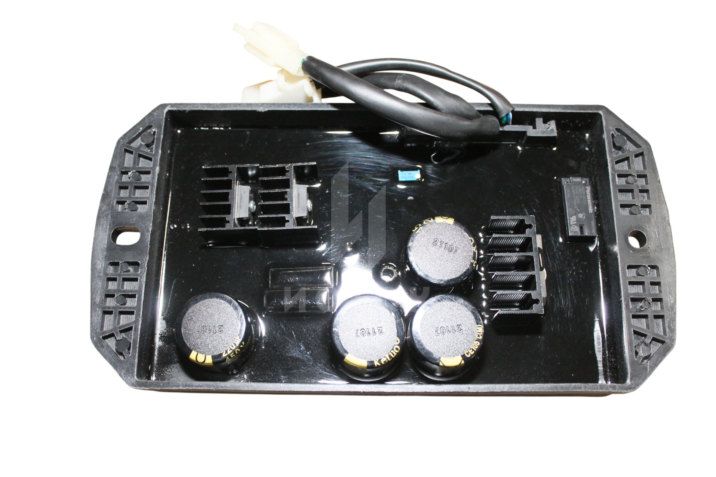 AVR R670D (3 Фазы)